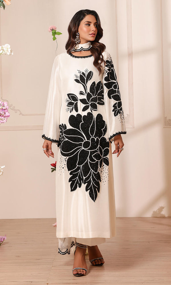 Nomi Ansari Branded Silk Embroidered 3 Piece Dress - 20366 Nomi Ansari Branded Silk Embroidered 3 Piece Dress - 20366