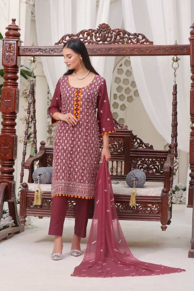 
            
                Load image into Gallery viewer, Fatima Noor Winter Collection Embroidered Cotton 3 pc - 09598
            
        