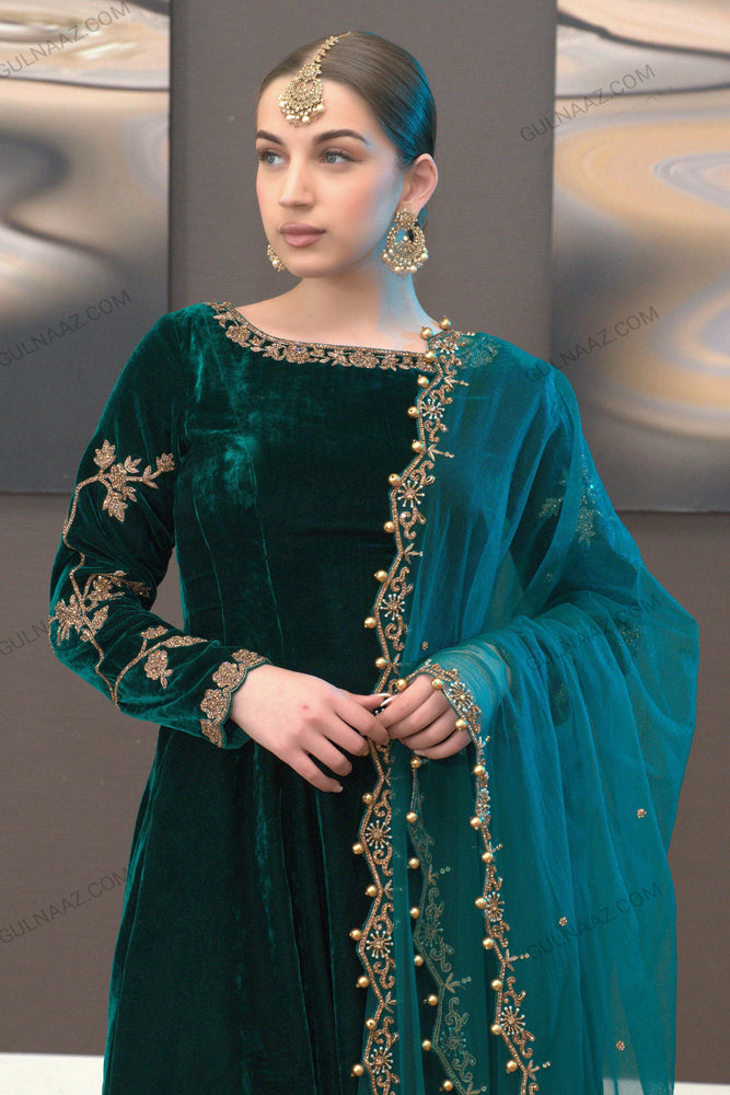 Gulnaaz Khan ZAFIRA GREEN Velvet 3 Piece - 09326