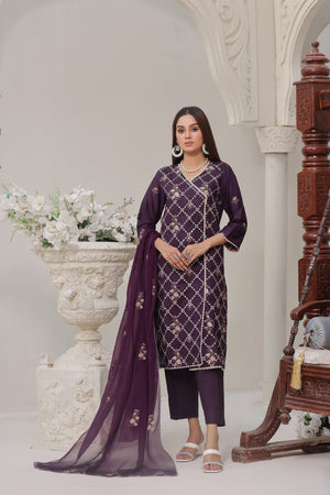
            
                Load image into Gallery viewer, Fatima Noor Winter Collection Embroidered Cotton 3 pc - 09601
            
        