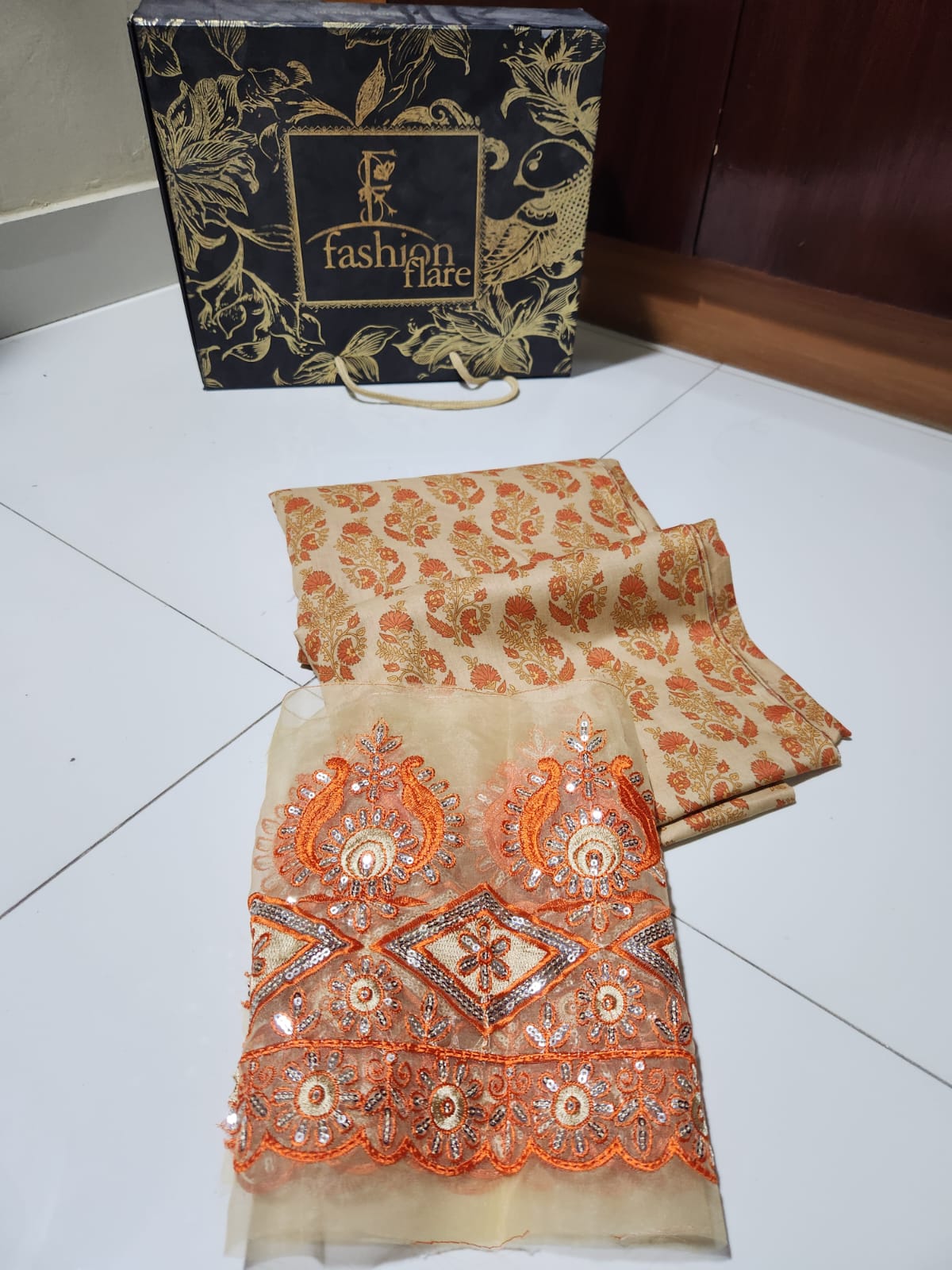 Original Factory Leftover Khaadi Embroidered & Digital Print Lawn 2 Pi ...