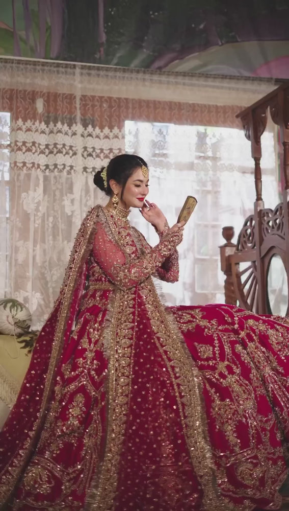 
            
                Load and play video in Gallery viewer, Faiza Saqlain ARUSA Net Bridal - 11485
            
        