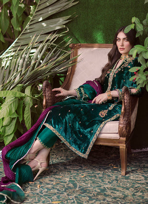 Farah Talib Aziz IVY EMERALD 01925  - 2 Pc Velvet Dress